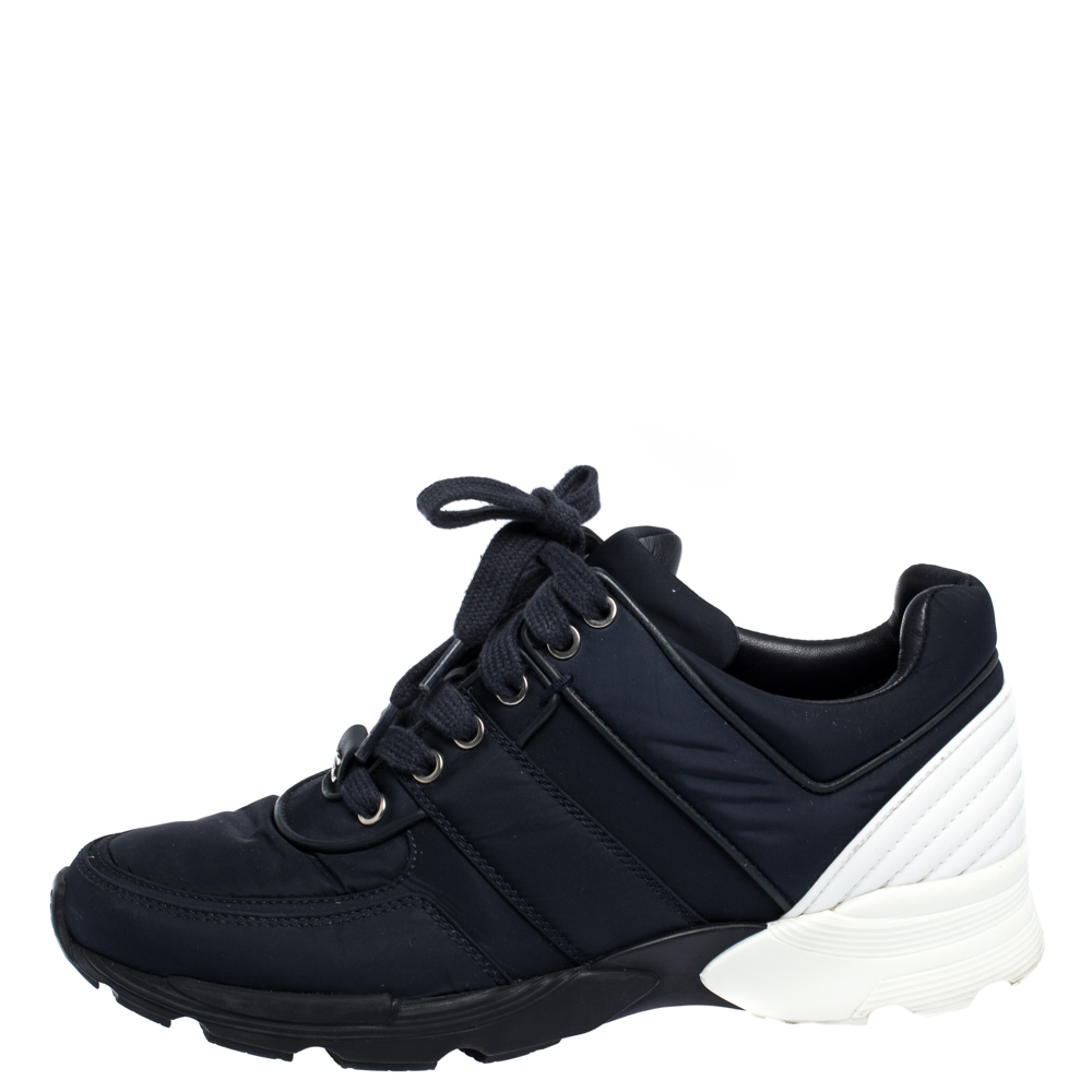 

Chanel Blue/White Nylon And Leather Lace Up Sneakers Size