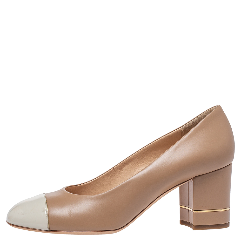 

Chanel Beige Leather And White Patent Cap Toe Block Heel Pumps Size