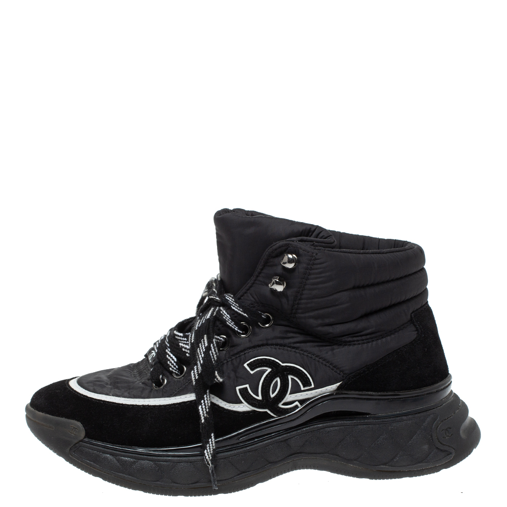 

Chanel Black Nylon And Suede High Top Lace Up Sneakers Size