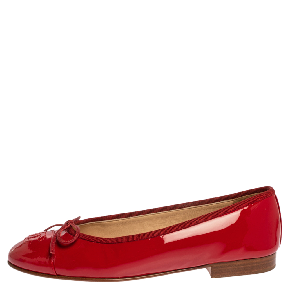 

Chanel Red Patent Leather CC Bow Ballet Flats Size