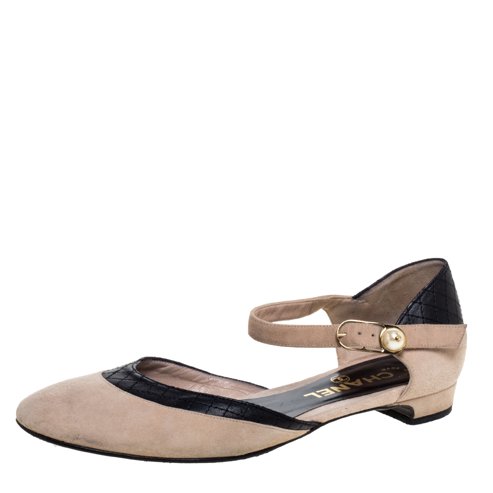 CHANEL BEIGE/BLACK SUEDE AND LEATHER D'ORSAY ANKLE STRAP FLATS SIZE 36.5