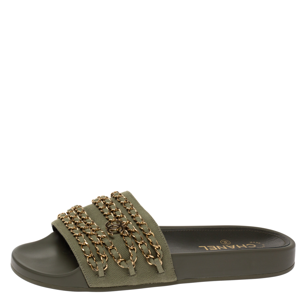 

Chanel Green Chain Embellished Canvas CC Flat Slides Size