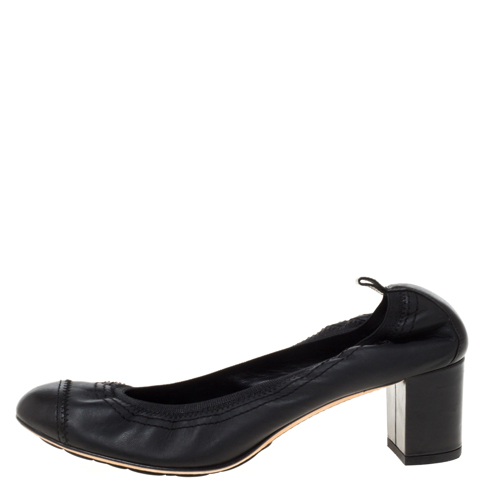

Chanel Black Leather Elastic Pumps Size