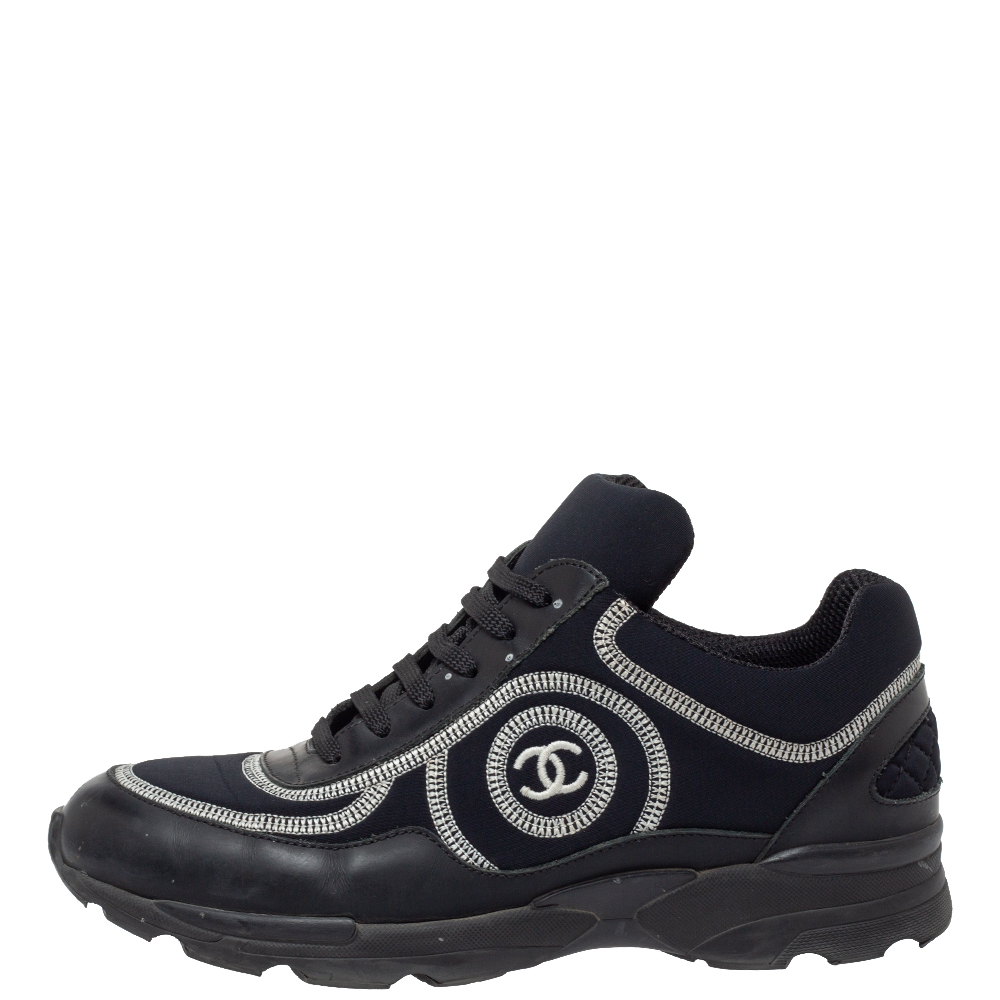 

Chanel Black Fabric And Leather CC Low Top Sneakers Size
