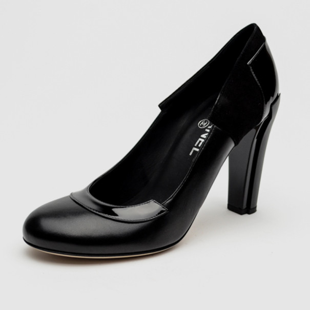 Pre Owned Chanel Black Leather Pumps Size 40