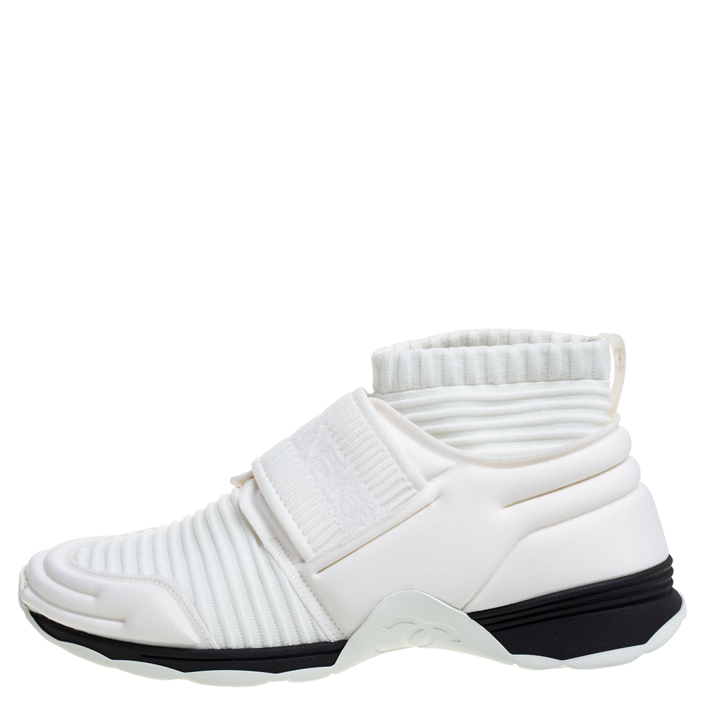

Chanel White Stretch Fabric Knit Sock CC Logo Flat Sock Sneakers Size