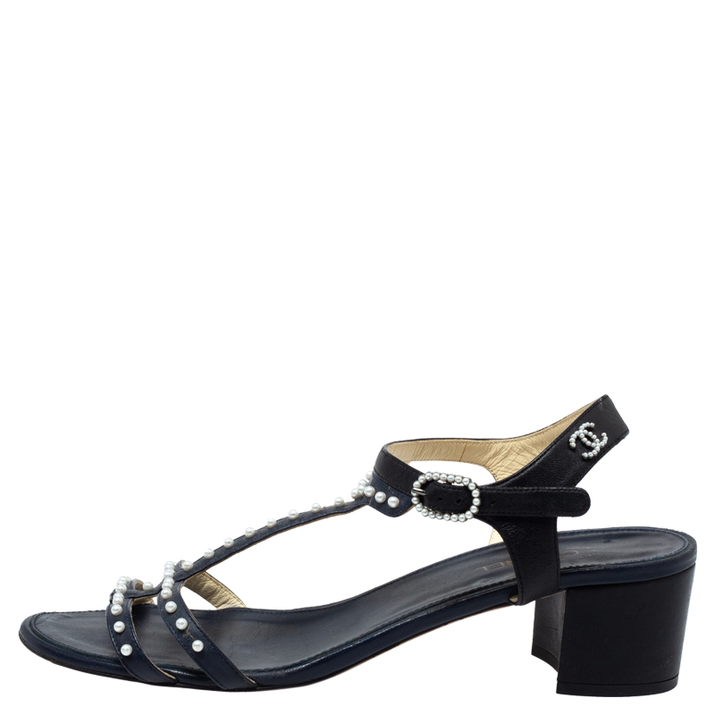 

Chanel Blue/Black Leather Pearl Embellished Block Heel Sandals Size