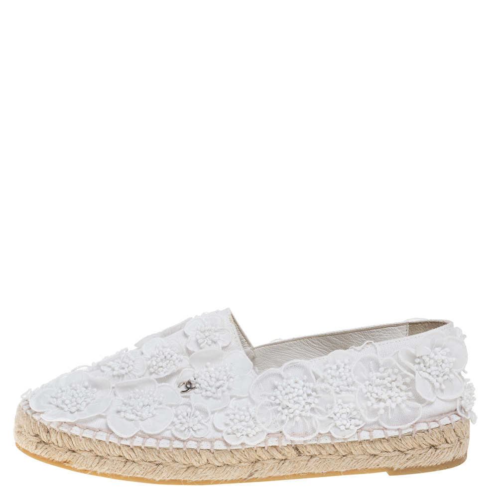 

Chanel White Lace and Canvas CC Camellia Espadrille Flats Size