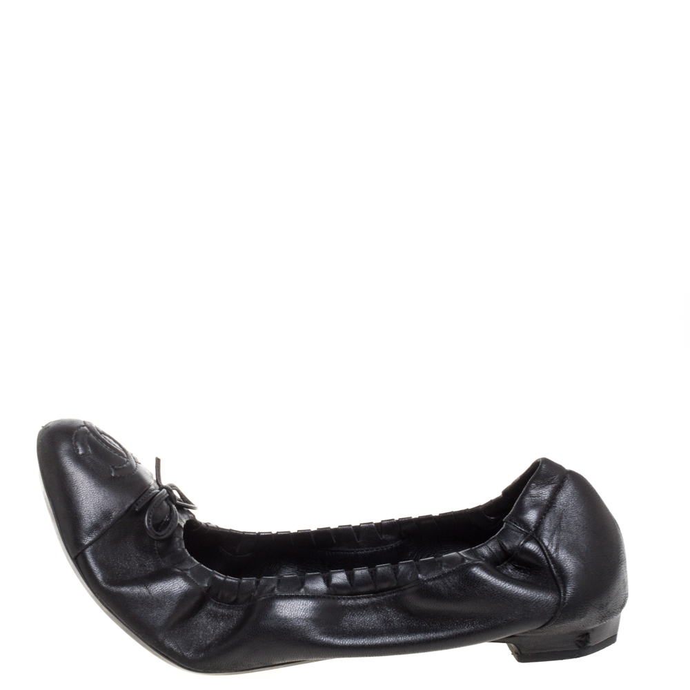 

Chanel Black Leather Bow CC Cap Toe Scrunch Ballet Flats Size