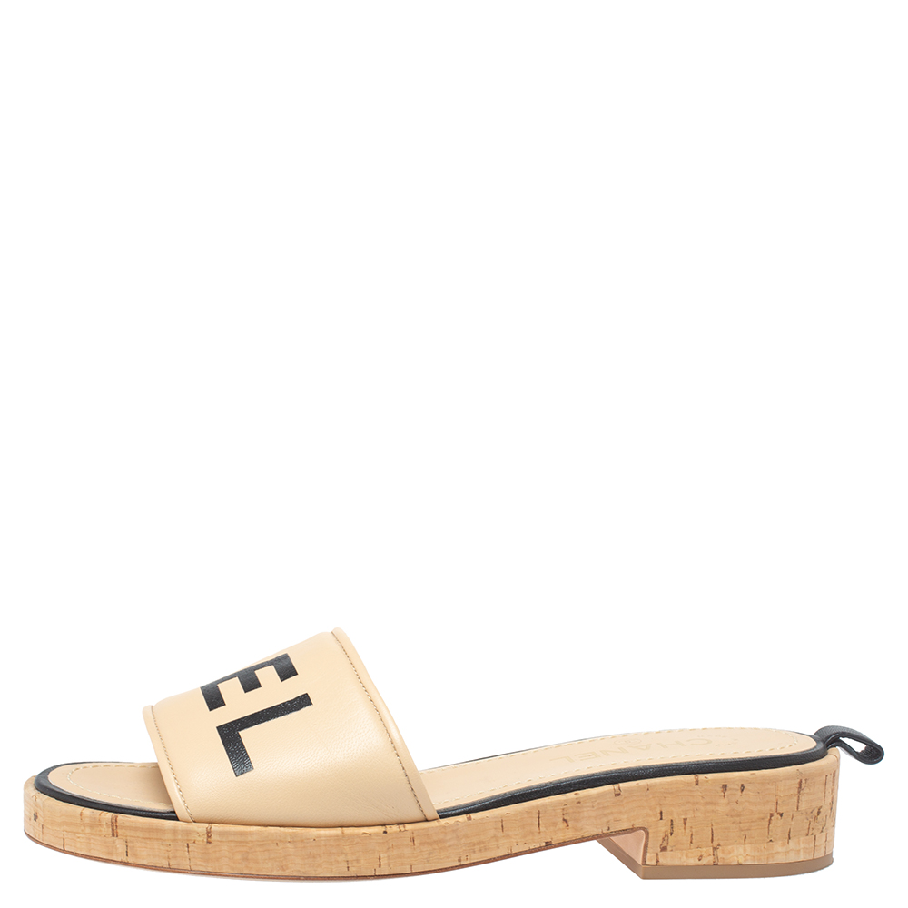 

Chanel Beige Leather Logo Cork Slides Size