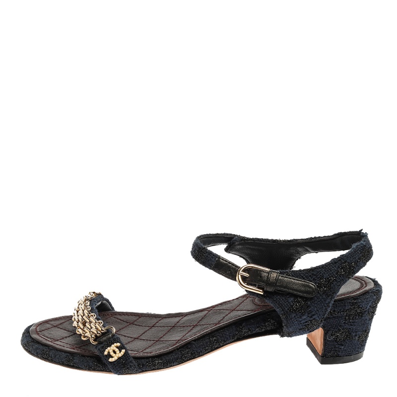 

Chanel Blue/Black Cotton Knit and Lace Cain Embellished Sandals Size