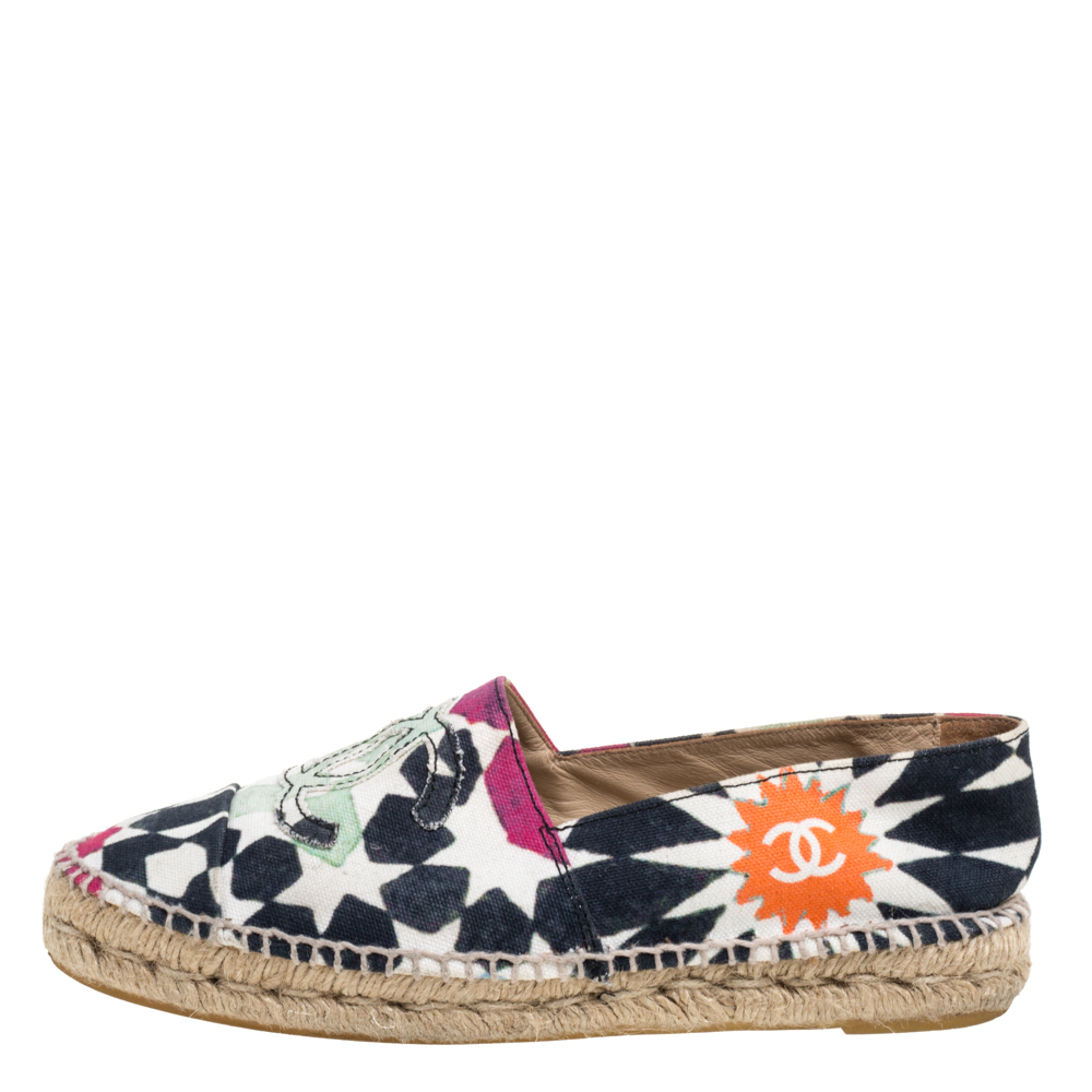 

Chanel Multicolor Print Canvas CC Essapdrille Flats Size