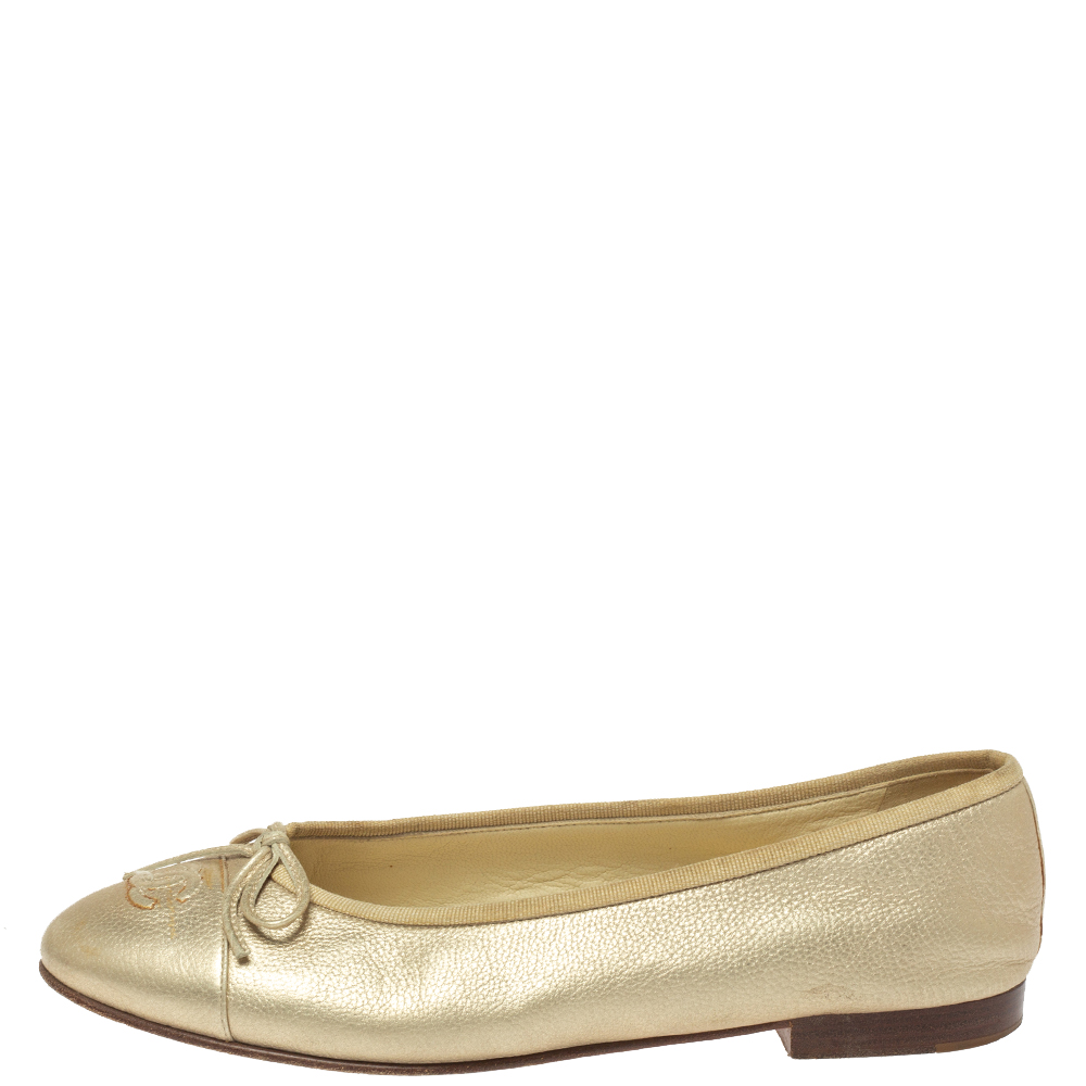 

Chanel Metallic Gold Leather Bow CC Cap Toe Ballet Flats Size