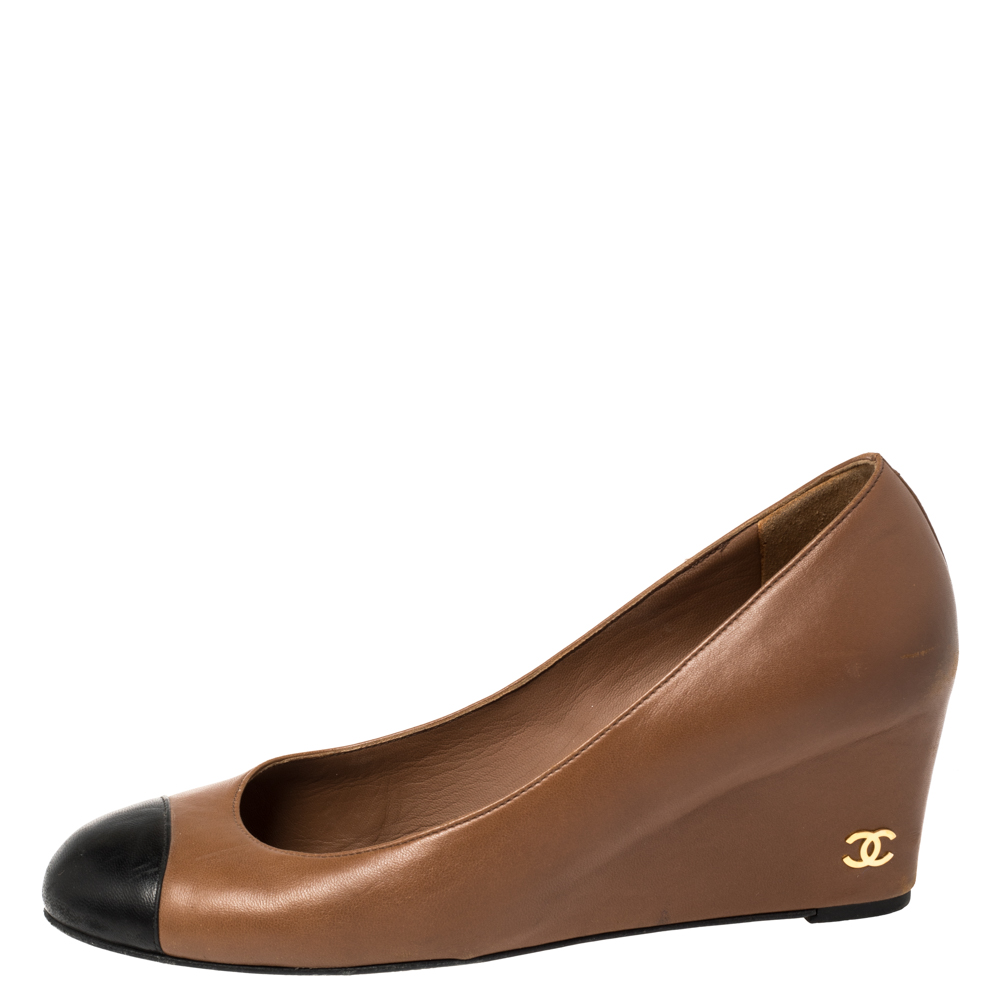 

Chanel Brown Leather Cap Toe Wedge Pumps Size