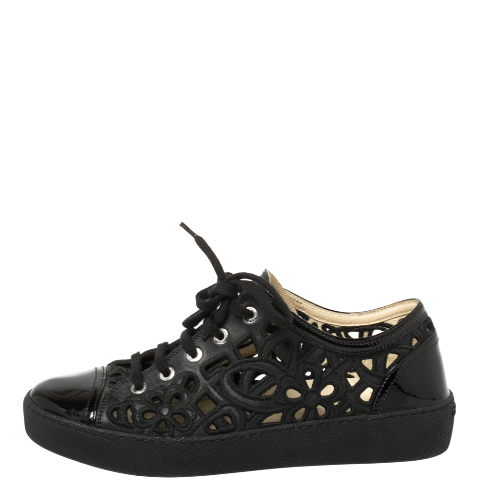 

Chanel Black Floral Cutout Leather CC Low Top Sneakers Size