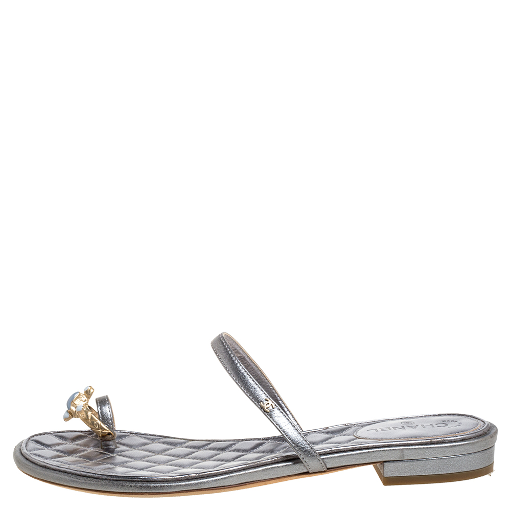 

Chanel Silver Leather Two-piece Embellished Sandals Size