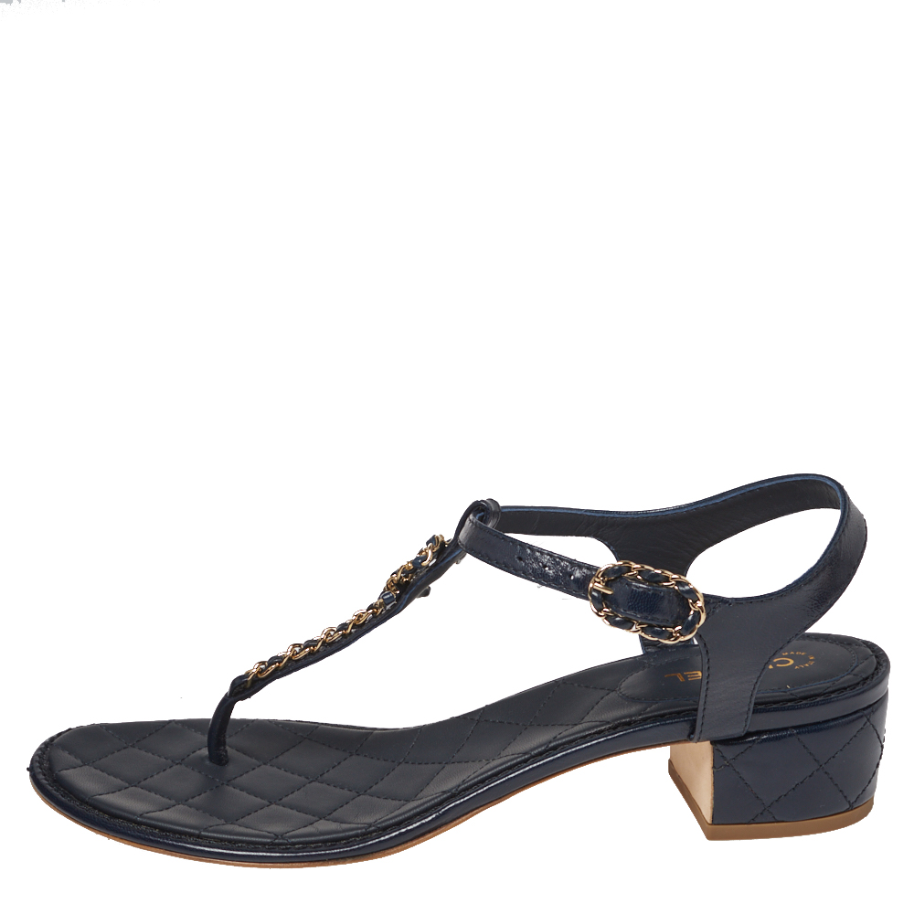 

Chanel Blue Leather Chain Link T Strap Thong Sandals Size