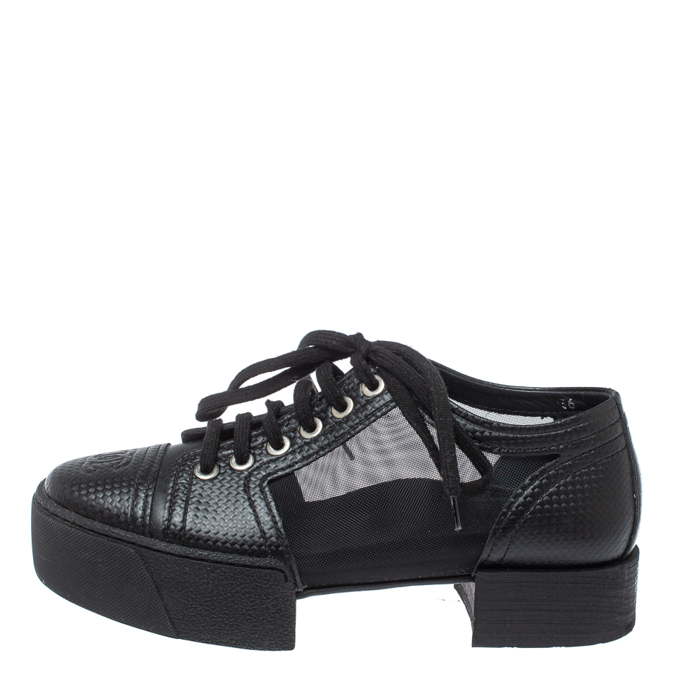 

Chanel Black Leather And Mesh Platform Low Top Sneakers Size