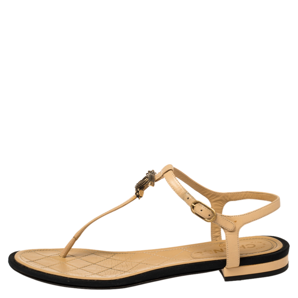 

Chanel Beige/ Black CC Logo T Strap Thong Sandals Size