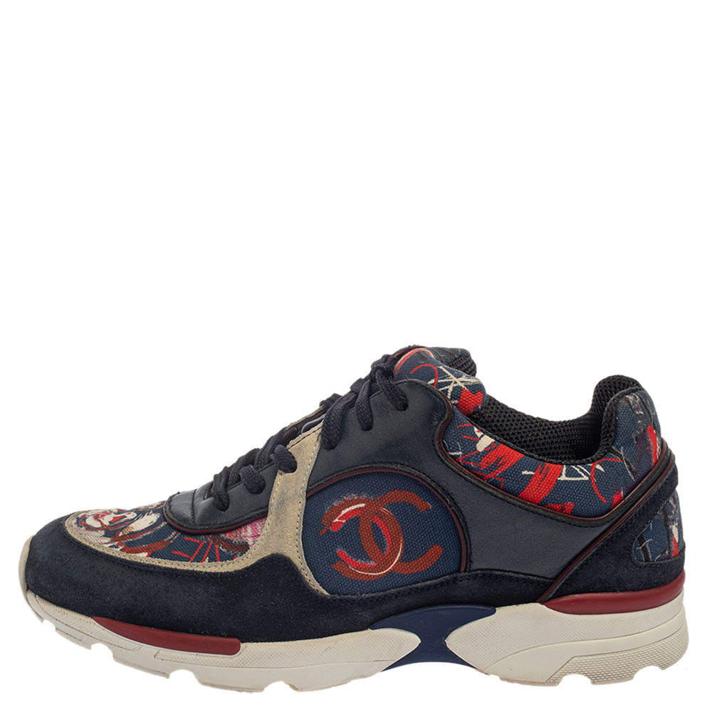 

Chanel Multicolor Canvas and Suede Heart Low Top Sneakers Size