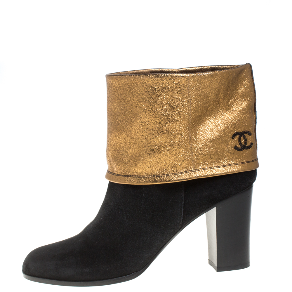 

Chanel Black/Gold Suede CC Fold Ankle Boots Size