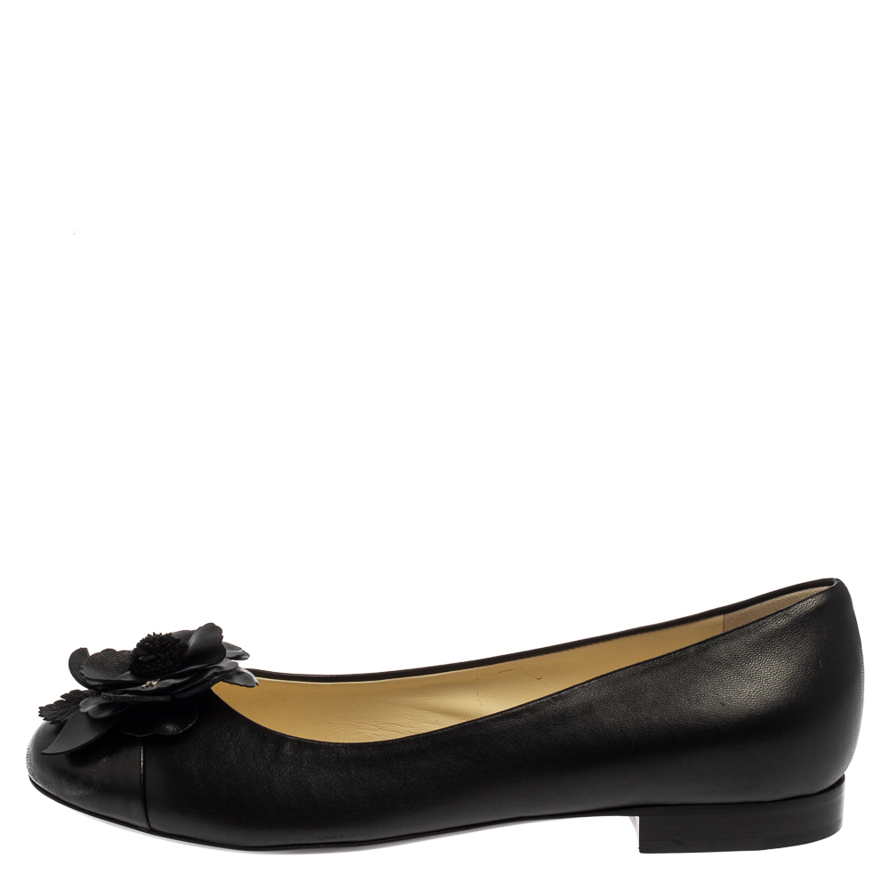 

Chanel Black Leather Camellia Flower Ballet Flats Size