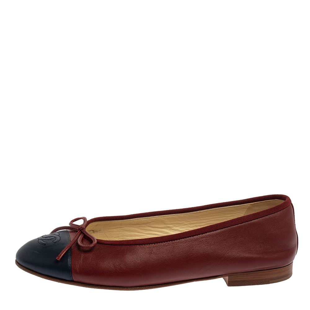 

Chanel Red/Blue Leather CC Bow Cap Toe Ballet Flats Size