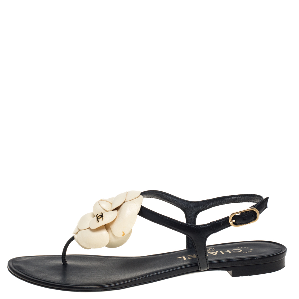 

Chanel Black Leather And Cream Camellia CC Thong Sandals Size