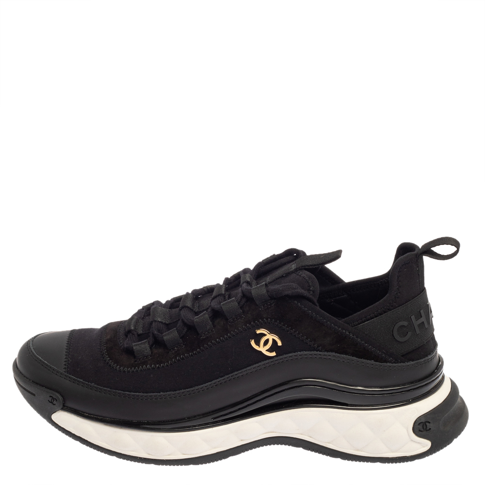 

Chanel Black Suede, Fabric and Leather Sport Trail Sneakers Size