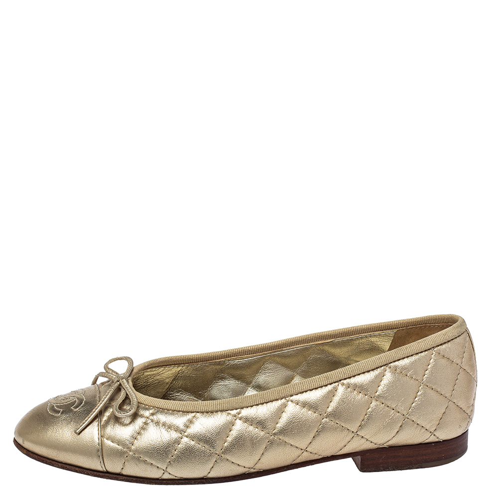 

Chanel Gold Leather CC Cap Toe Ballet Flats Size