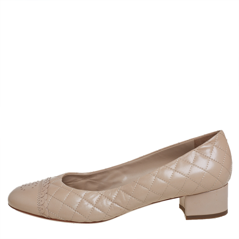 

Chanel Beige Leather CC Block Heel Pumps Size