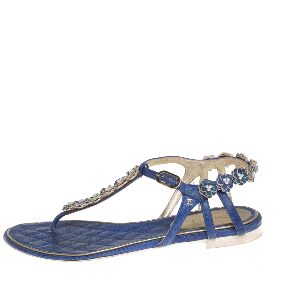 

Chanel Blue Leather Floral Embellishment Flat Thong Sandals Size