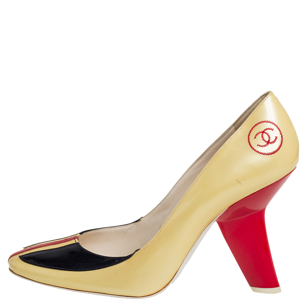 

Chanel Multicolor Patent Leather Curved Heel Pumps Size