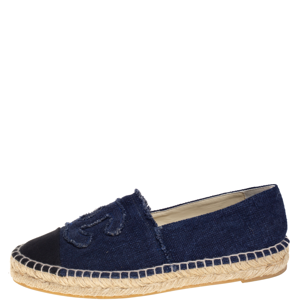 

Chanel Blue/Black Canvas CC Espadrille Flats Size