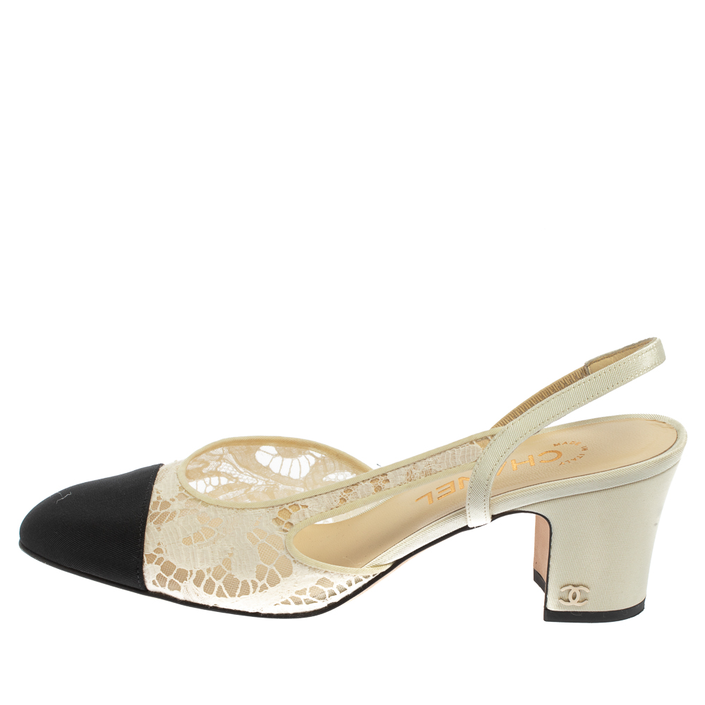 

Chanel White Lace And Fabric Cap Toe Slingback Sandals Size