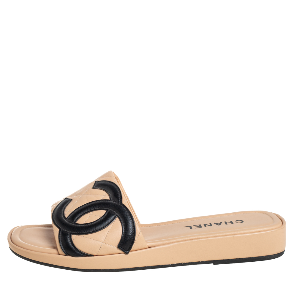 

Chanel Beige Leather CC Cambon Flat Slides Size