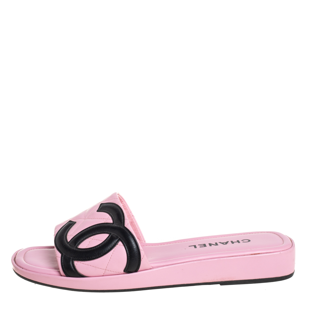 

Chanel Pink Leather CC Cambon Flat Slides Size