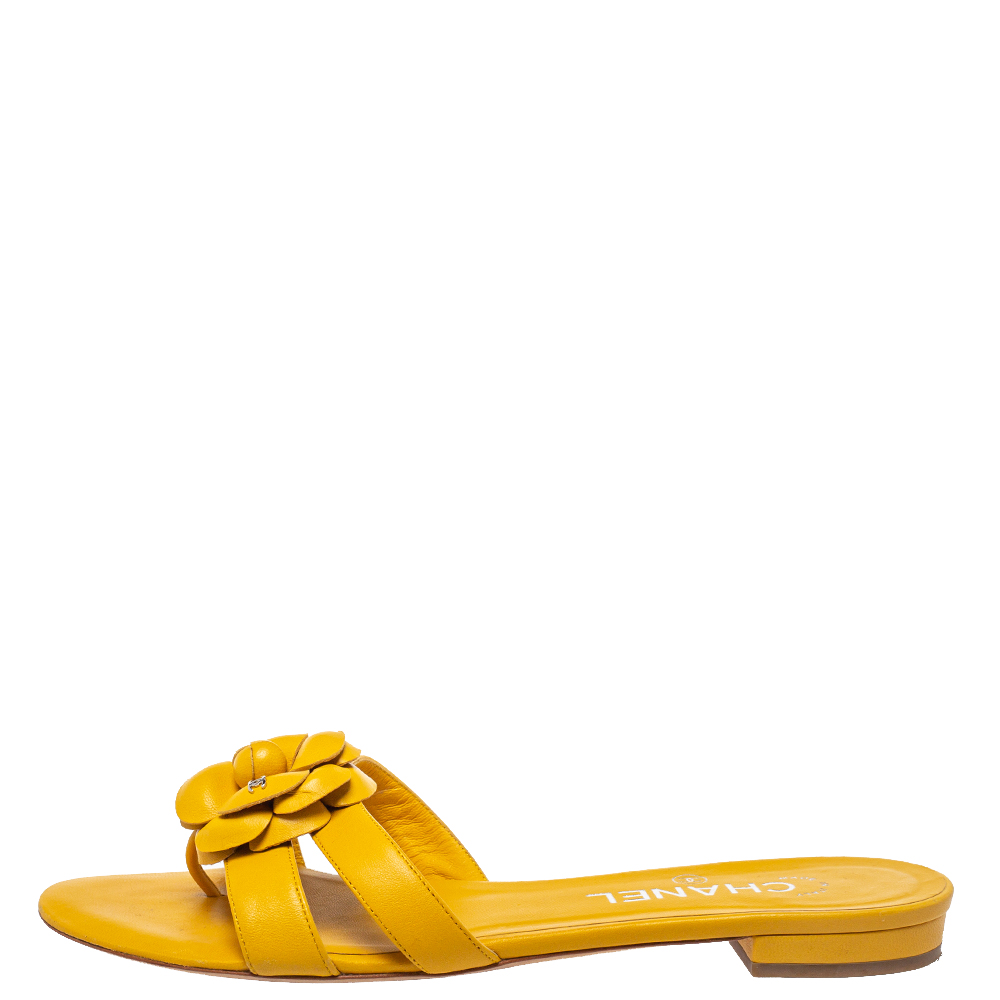 

Chanel Yellow Leather Camellia Open Toe Slide Sandals Size