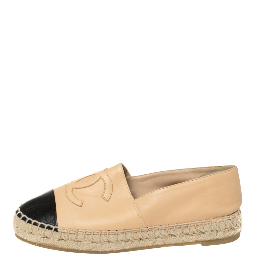 

Chanel Beige/Black Leather CC Cap Toe Flat Espadrilles Size