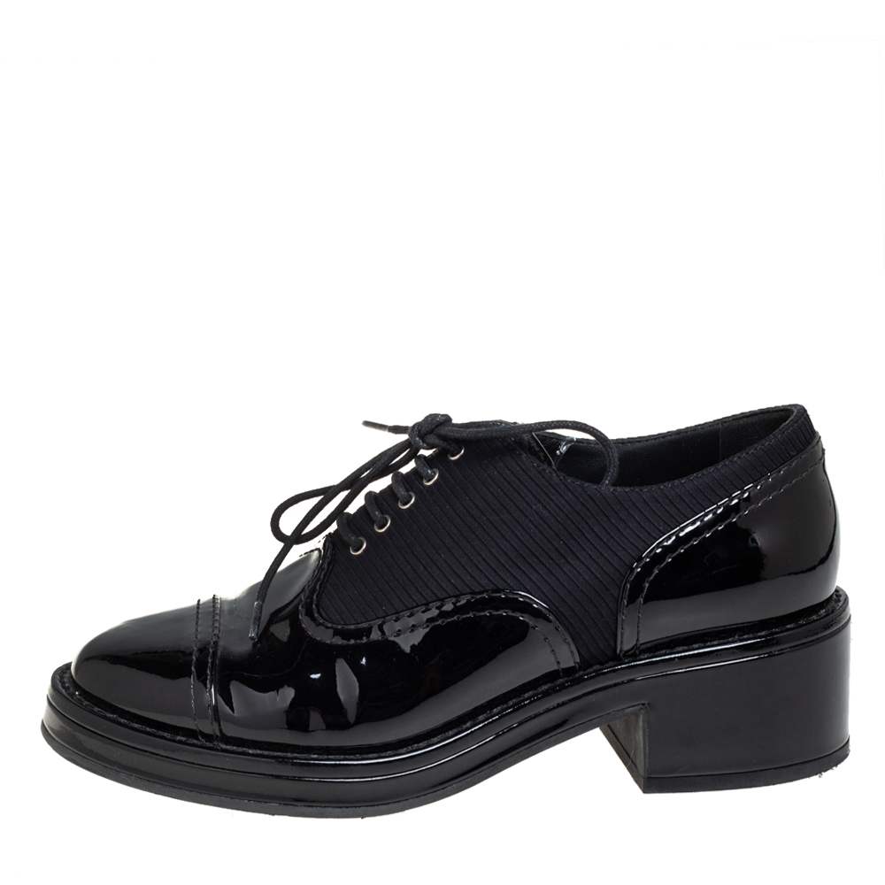 

Chanel Black Patent Leather and Fabric Lace Up Block Heel Oxford Size