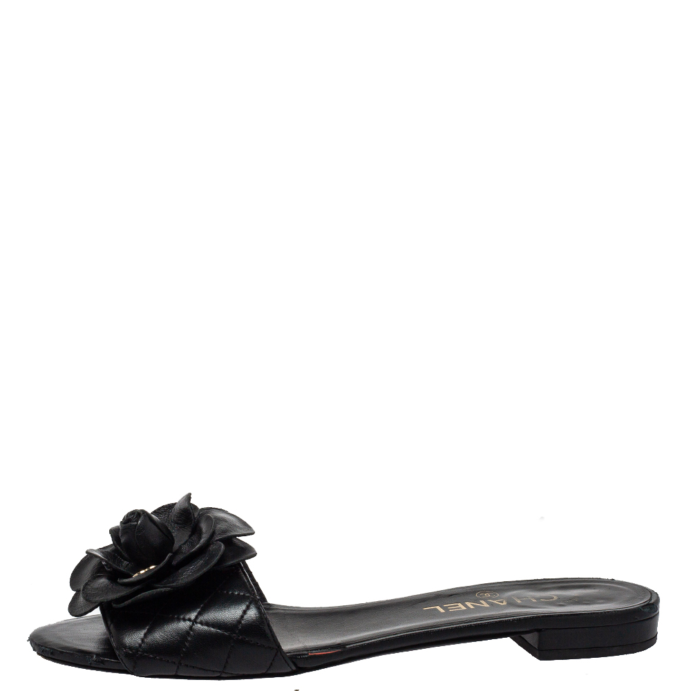 

Chanel Black Quilted Leather Camellia Embellished CC Flat Slides Size