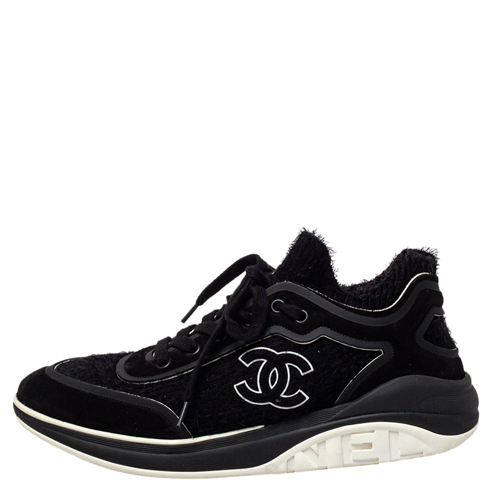 

Chanel Black Suede And Fabric CC Low Top Sneakers Size