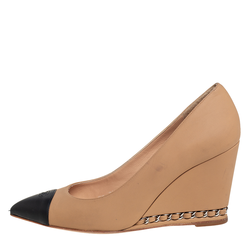 

Chanel Beige/Black Leather Wedge Cap Toe Pumps Size