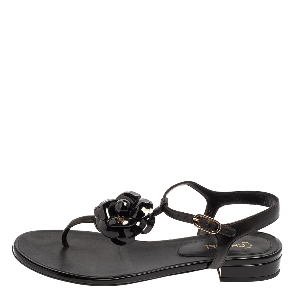 

Chanel Black Leather Interlocking CC Camellia T-Strap Sandal Size