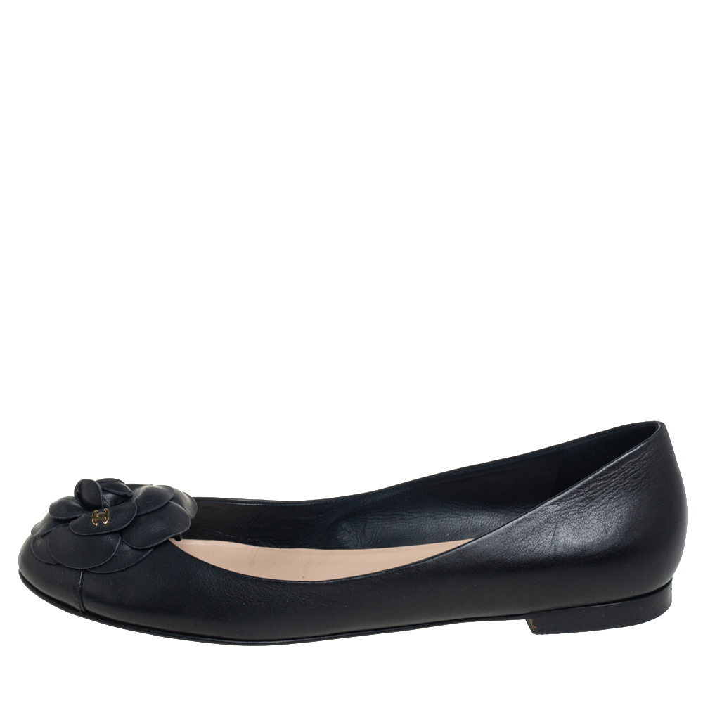 

Chanel Black Leather Camellia Ballet Flats Size