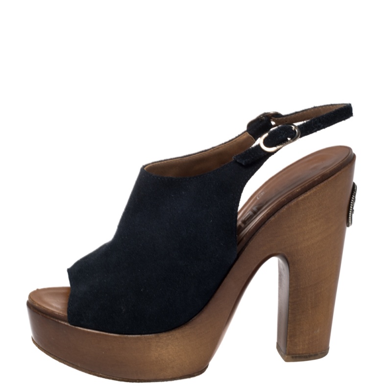 

Chanel Blue Suede Platform Slingback Sandals Size
