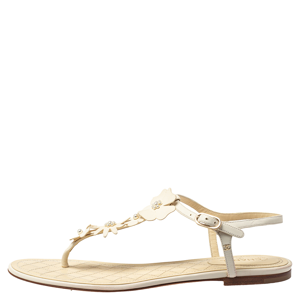 

Chanel White Leather Camellia Accent T-Strap Sandals Size