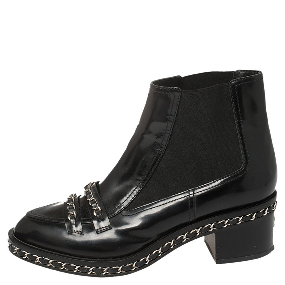 

Chanel Black Patent Leather and Fabric Chain Embellished Ankle Boots Size