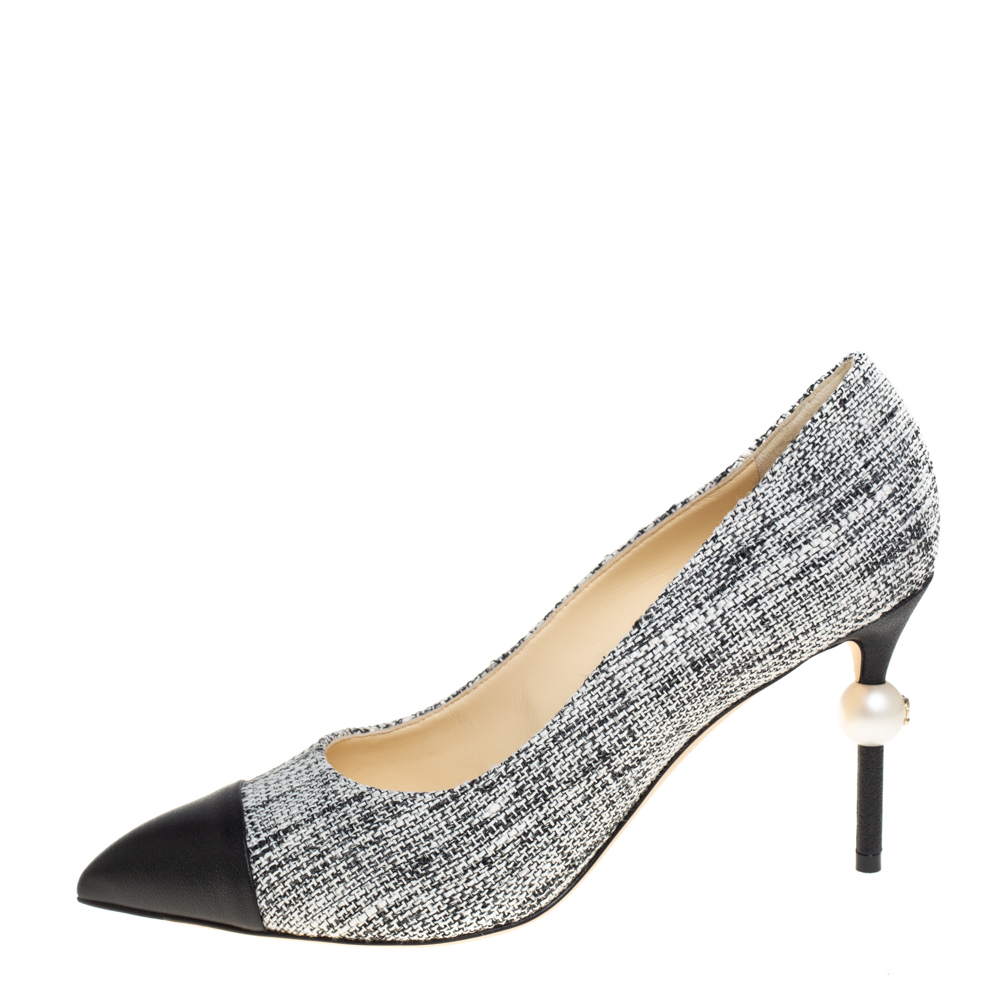 

Chanel Black/White Tweed, Leather CC Pointed Toe Pumps Size