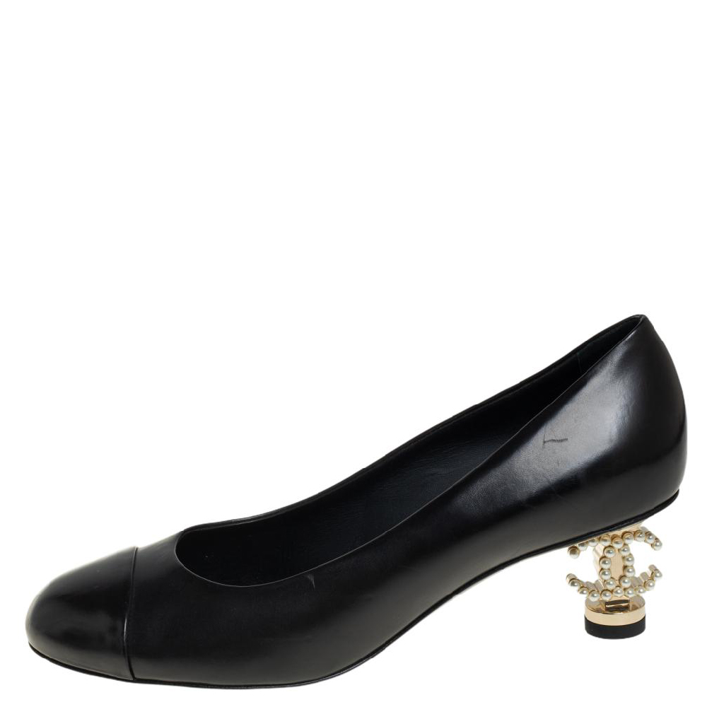 

Chanel Black Leather Pearl Embellished CC Heel Pumps Size